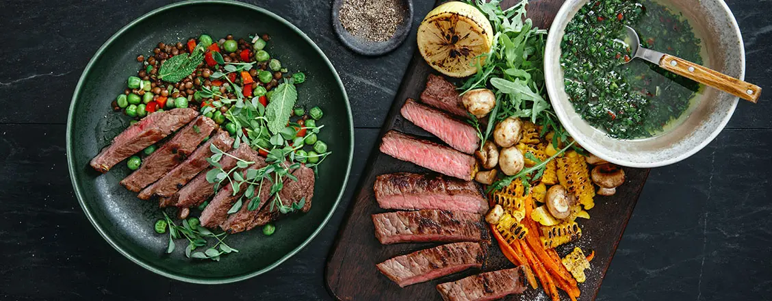 Asado grillat kött och chimichurri-sås